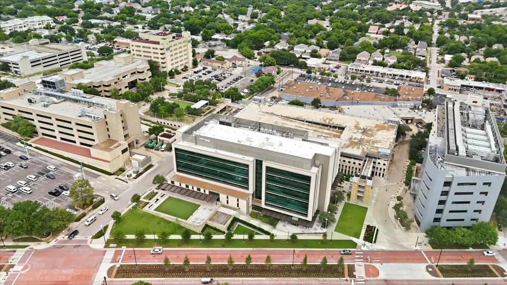 605 Montgomery Street Fort Worth, TX 76107