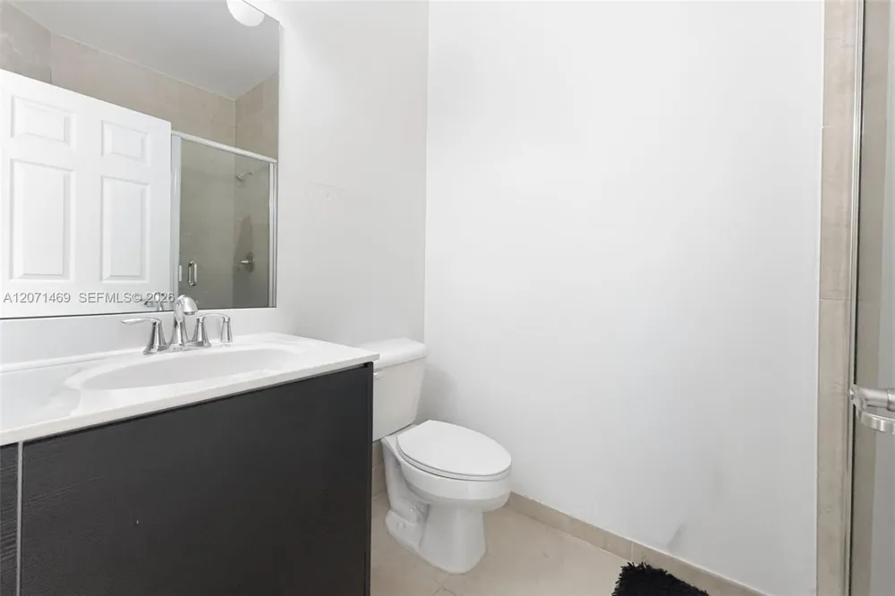 7042 NW 103rd Path Doral, FL 33178