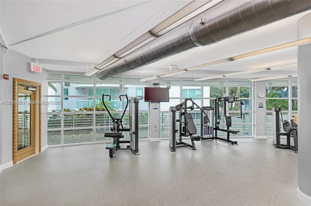 244 Biscayne Blvd #3704 Miami, FL 33132