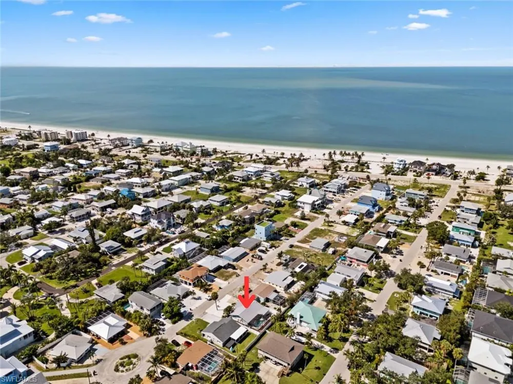 193 Hibiscus Drive Fort Myers Beach, FL 33931