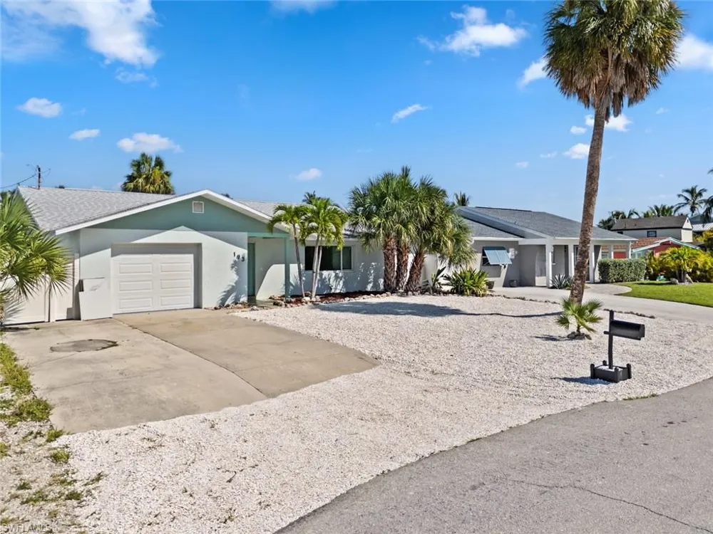 193 Hibiscus Drive Fort Myers Beach, FL 33931