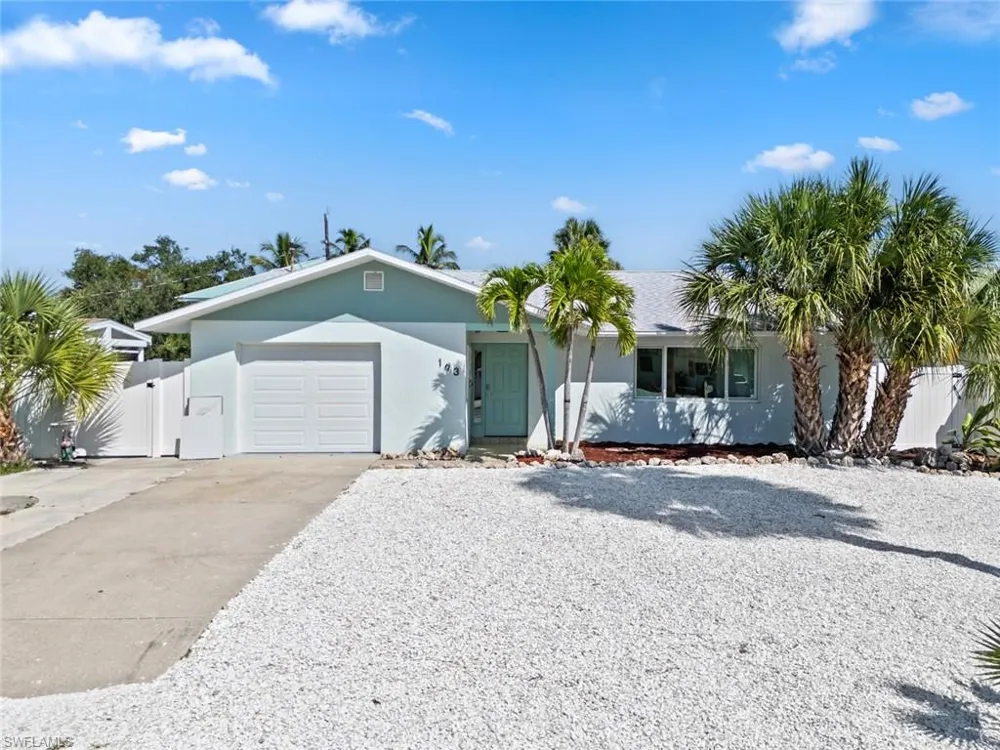 193 Hibiscus Drive Fort Myers Beach, FL 33931