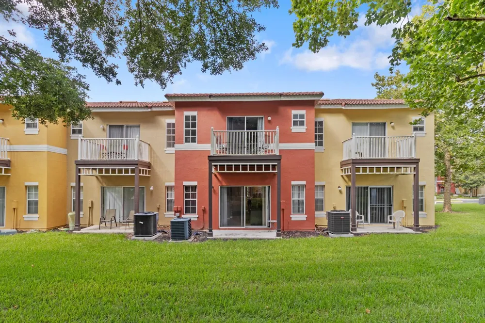 8454 CRYSTAL COVE LOOP Kissimmee, FL 34747