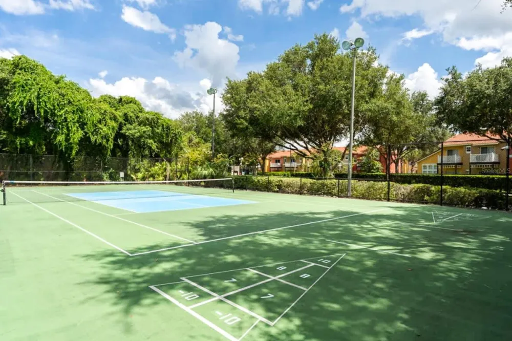 8454 CRYSTAL COVE LOOP Kissimmee, FL 34747