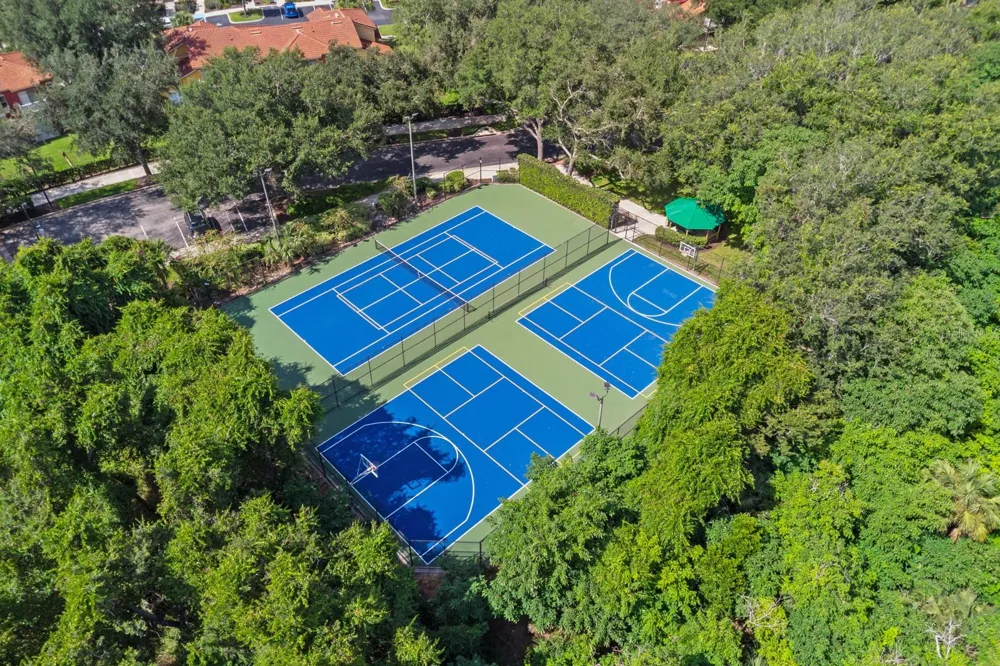 8454 CRYSTAL COVE LOOP Kissimmee, FL 34747