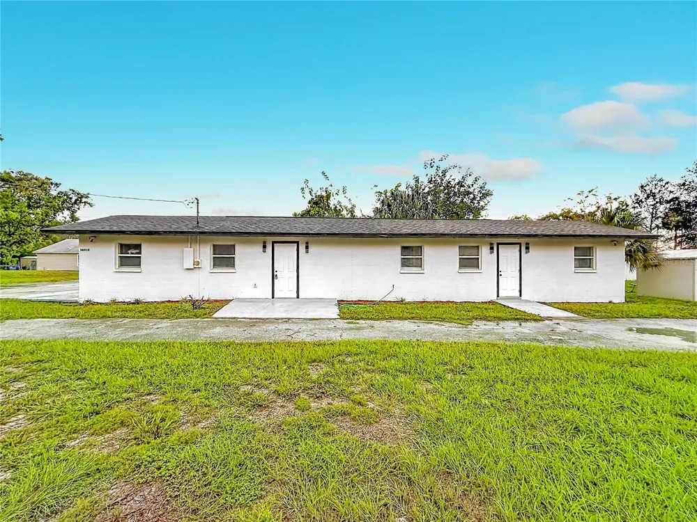 38910 MERRELL AVENUE Umatilla, FL 32784