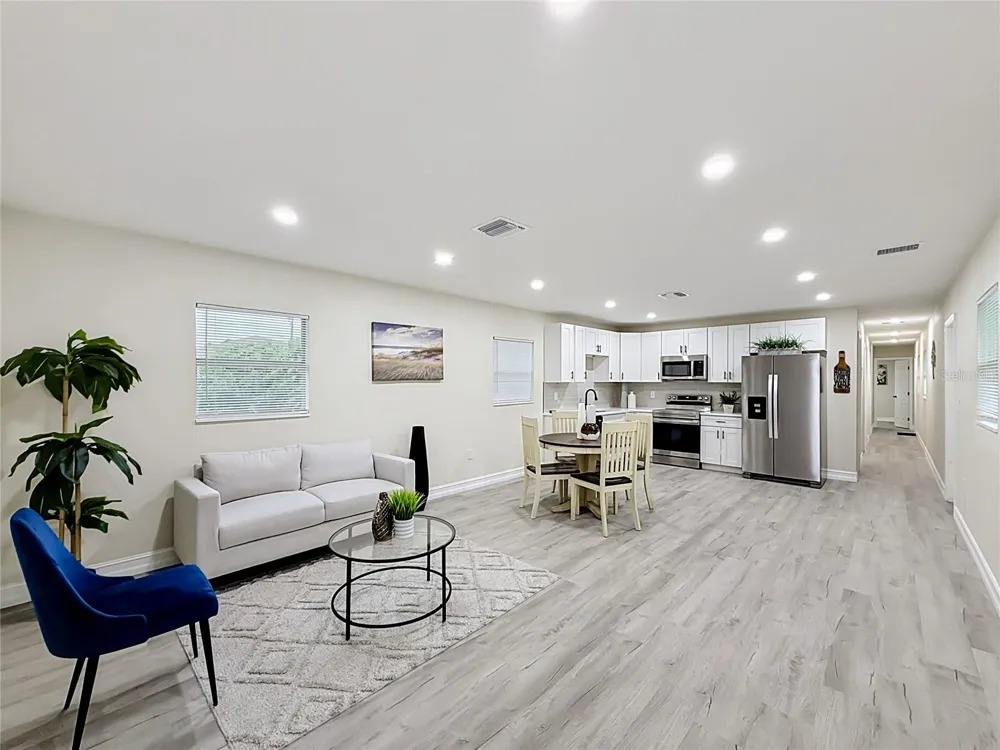 38910 MERRELL AVENUE Umatilla, FL 32784