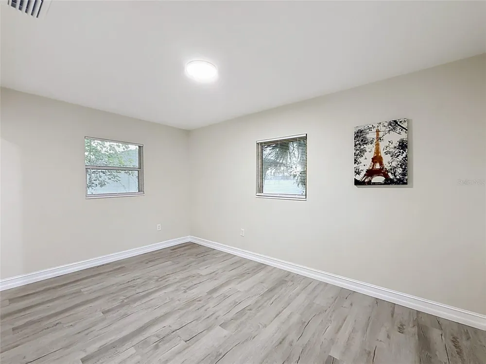 38910 MERRELL AVENUE Umatilla, FL 32784