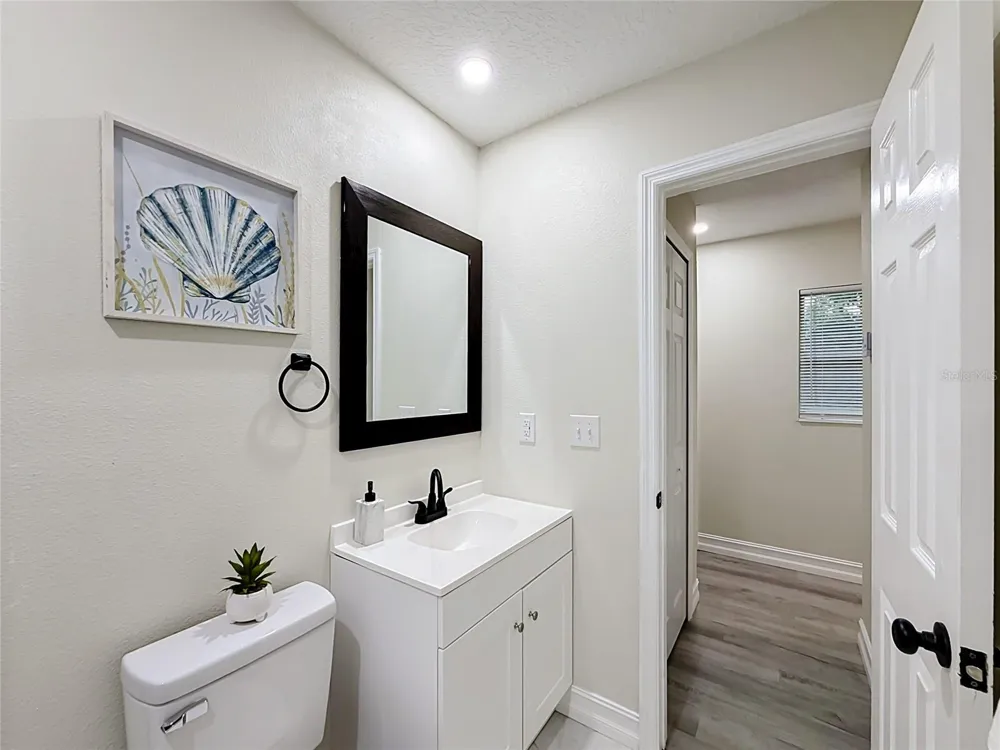 38910 MERRELL AVENUE Umatilla, FL 32784