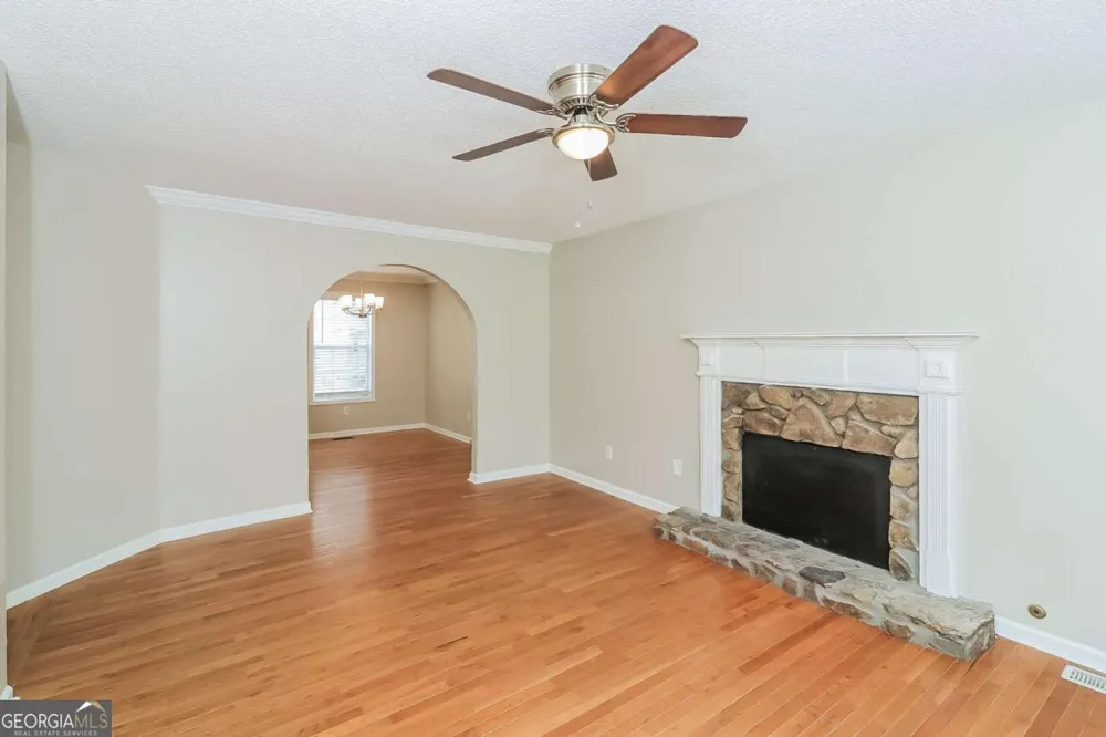 100 Ivy Glen CT Dallas, GA 30157