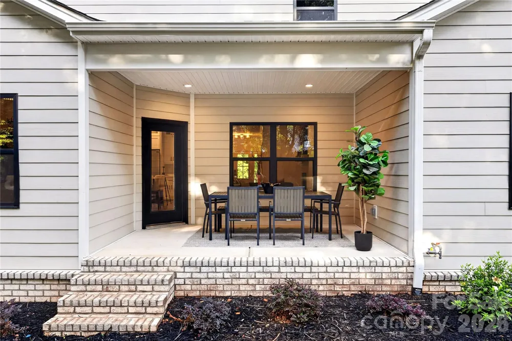 21017 Entrada Drive Cornelius, NC 28031