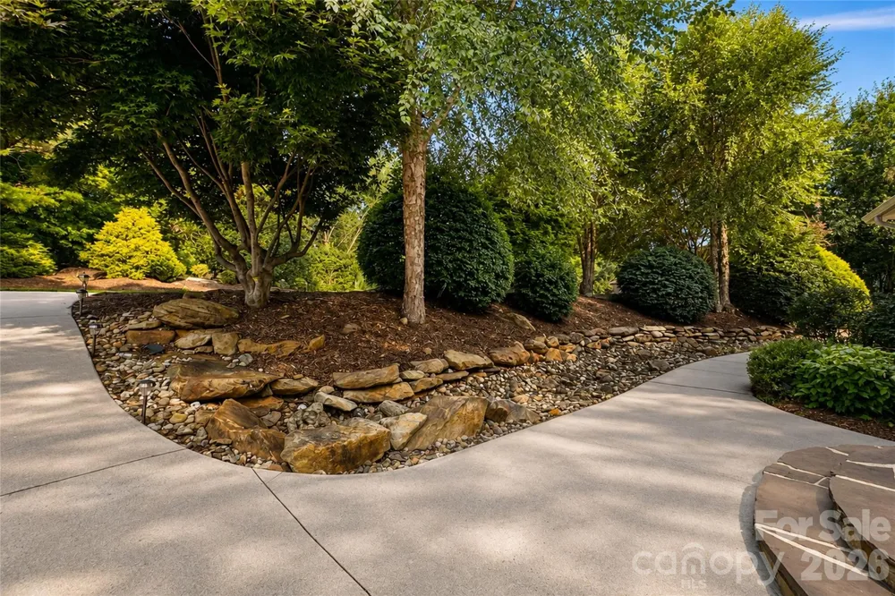 6047 Chaucer Lane Granite Falls, NC 28630