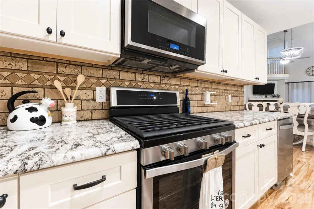 6047 Chaucer Lane Granite Falls, NC 28630