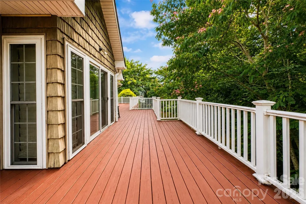 6047 Chaucer Lane Granite Falls, NC 28630