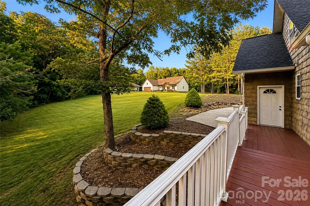 6047 Chaucer Lane Granite Falls, NC 28630