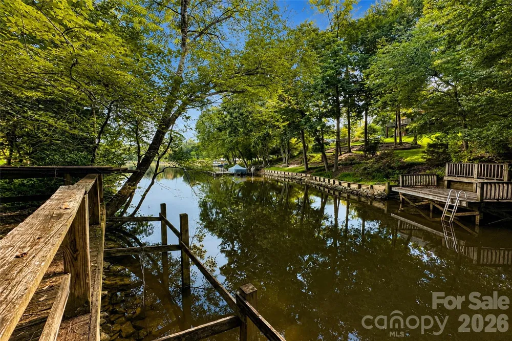 6047 Chaucer Lane Granite Falls, NC 28630