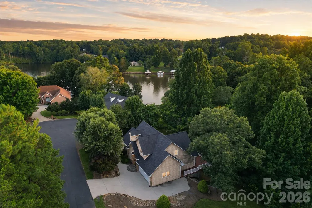 6047 Chaucer Lane Granite Falls, NC 28630