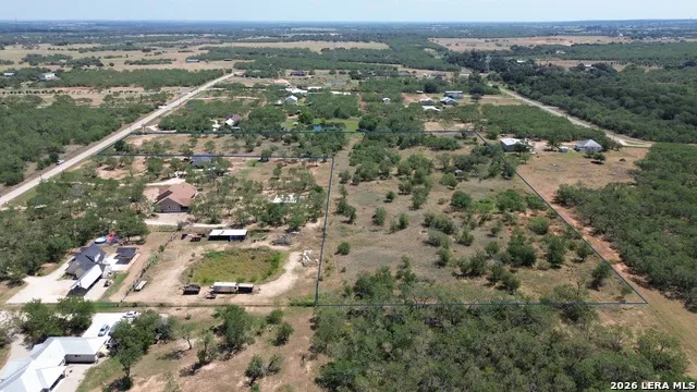 705 Rawhide Rd Seguin, TX 78155