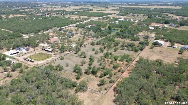 705 Rawhide Rd Seguin, TX 78155