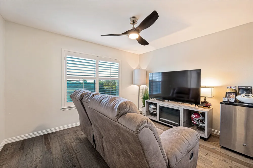 2821 WINDING CREEK ROAD Prosper, TX 75078