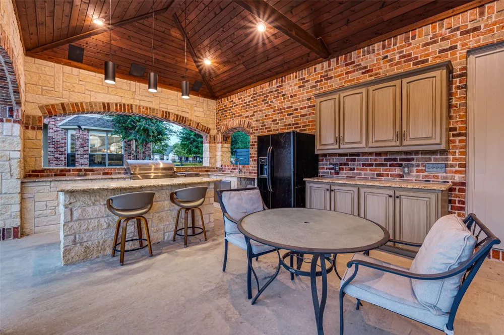 2821 WINDING CREEK ROAD Prosper, TX 75078