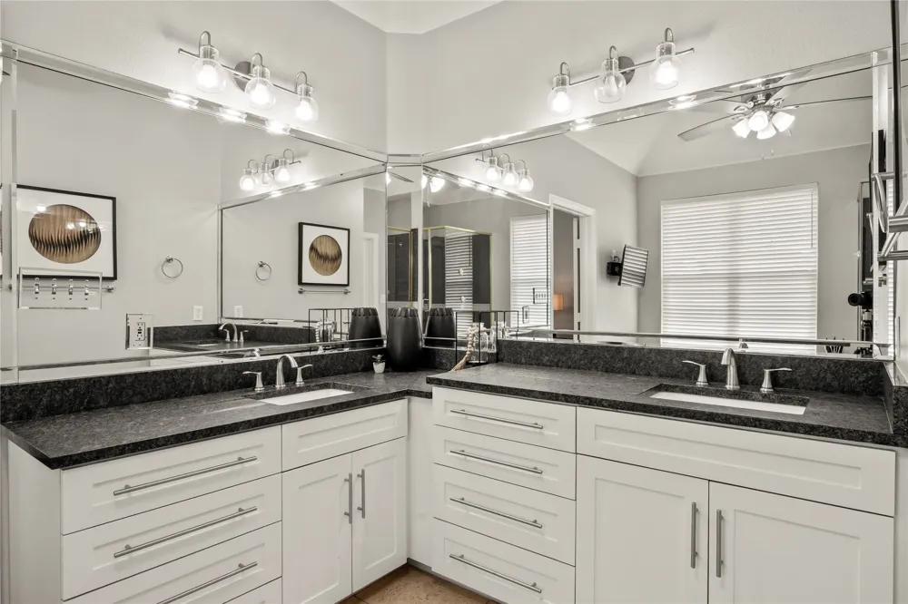 152 Sunset Drive Gun Barrel City, TX 75156