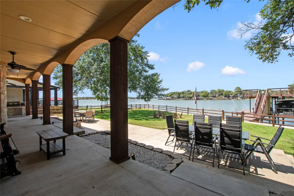 152 Sunset Drive Gun Barrel City, TX 75156