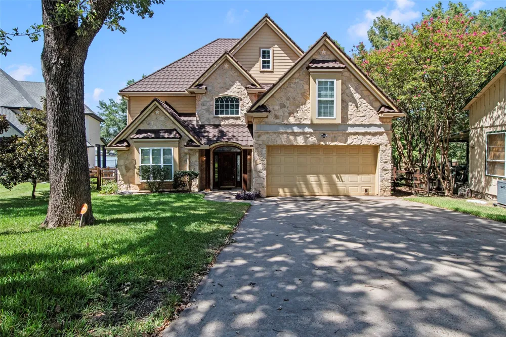 152 Sunset Drive Gun Barrel City, TX 75156