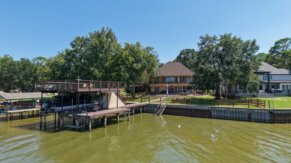 152 Sunset Drive Gun Barrel City, TX 75156