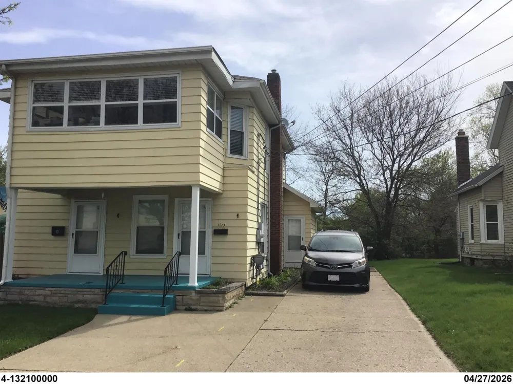 1215 1st Jackson, MI 49203