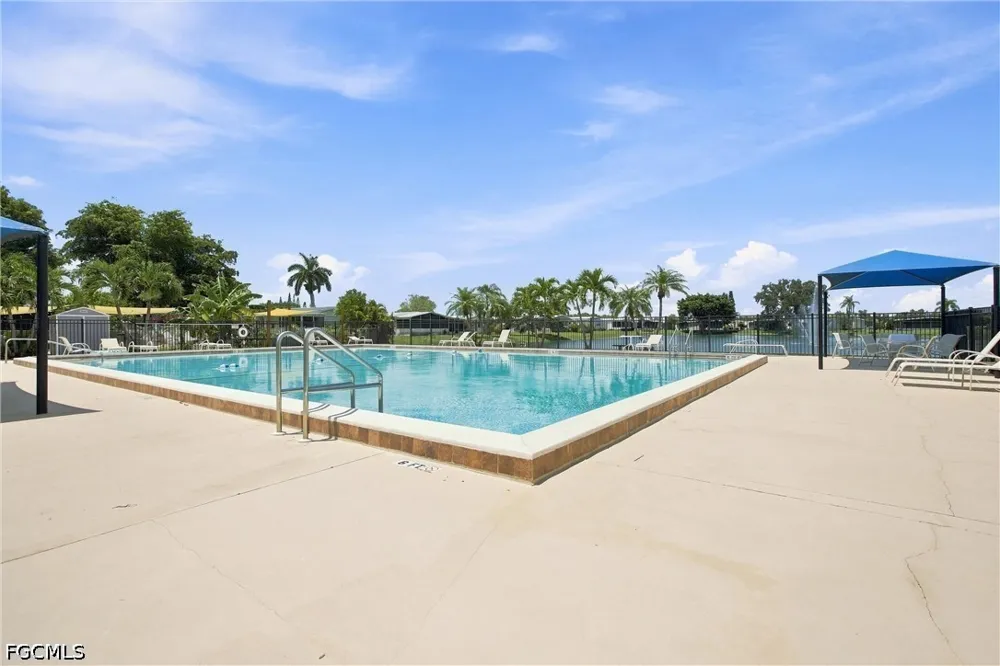 Loon Lane Naples, FL 34114
