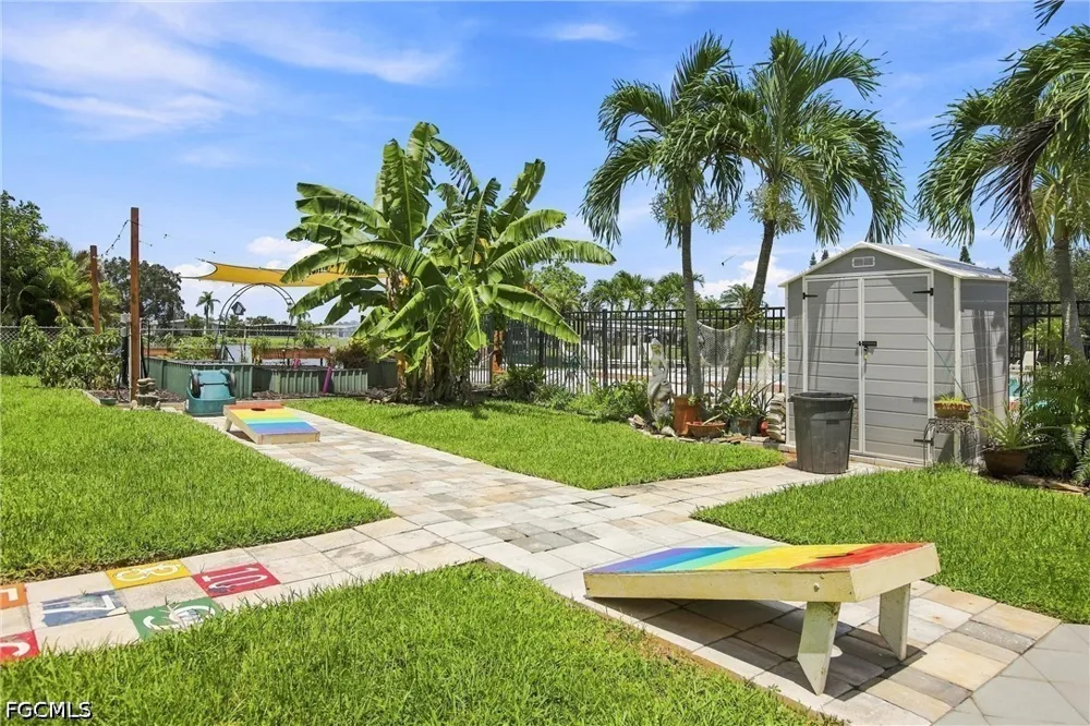 Loon Lane Naples, FL 34114