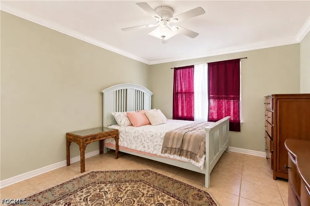 Loon Lane Naples, FL 34114
