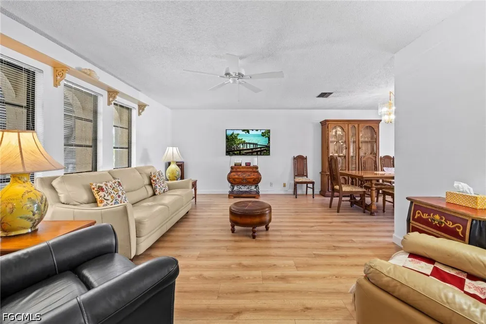 SE 12th Terrace Cape Coral, FL 33990