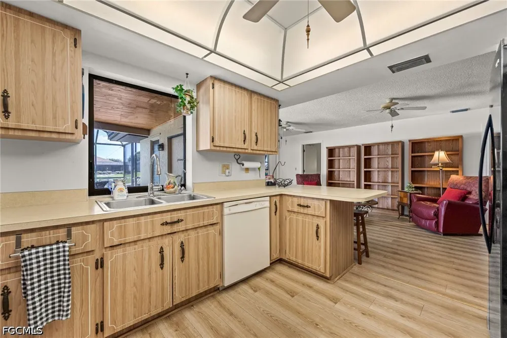 SE 12th Terrace Cape Coral, FL 33990