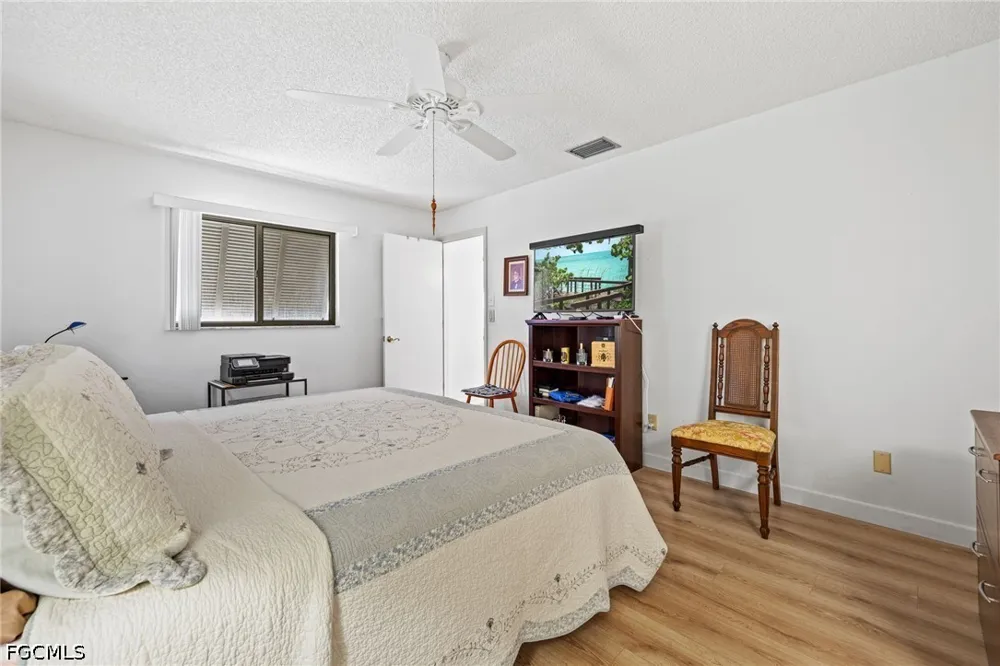 SE 12th Terrace Cape Coral, FL 33990