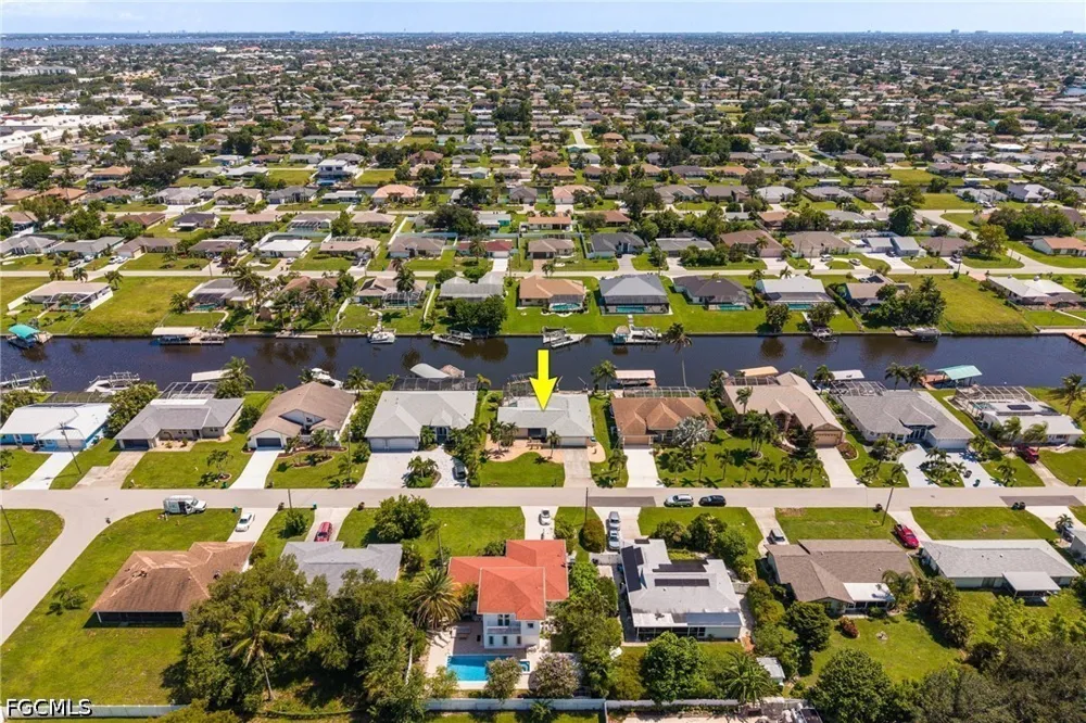 SE 12th Terrace Cape Coral, FL 33990