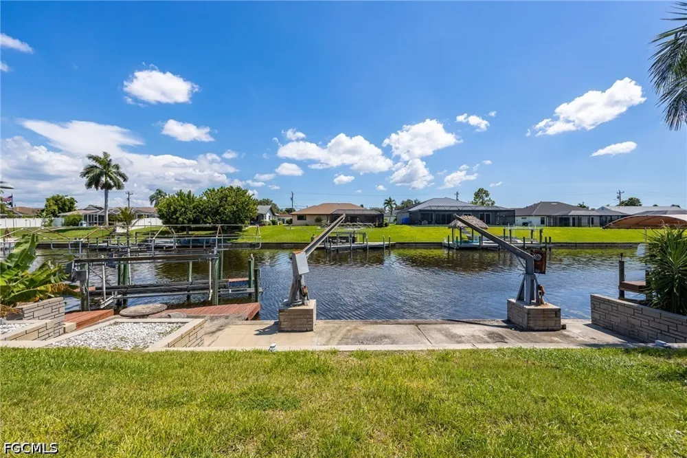 SE 12th Terrace Cape Coral, FL 33990