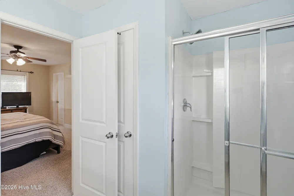 5224 Shipmast Way Southport, NC 28461