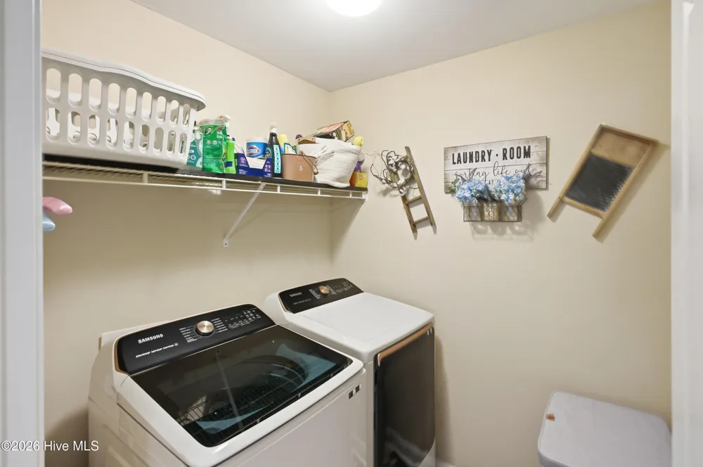 5224 Shipmast Way Southport, NC 28461