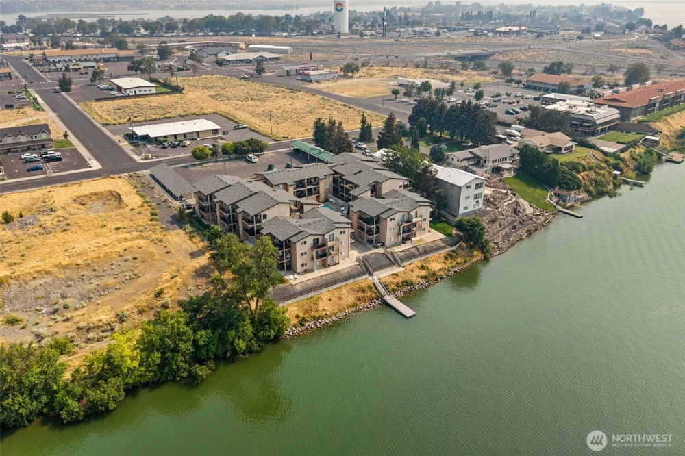 2900 W Marina Drive #202 Moses Lake, WA 98837