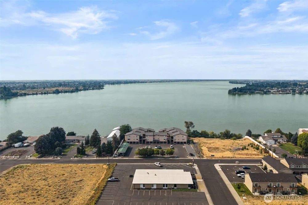 2900 W Marina Drive #202 Moses Lake, WA 98837