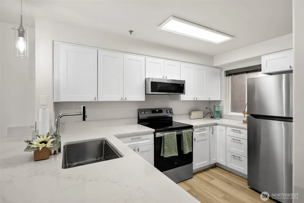 2900 W Marina Drive #202 Moses Lake, WA 98837