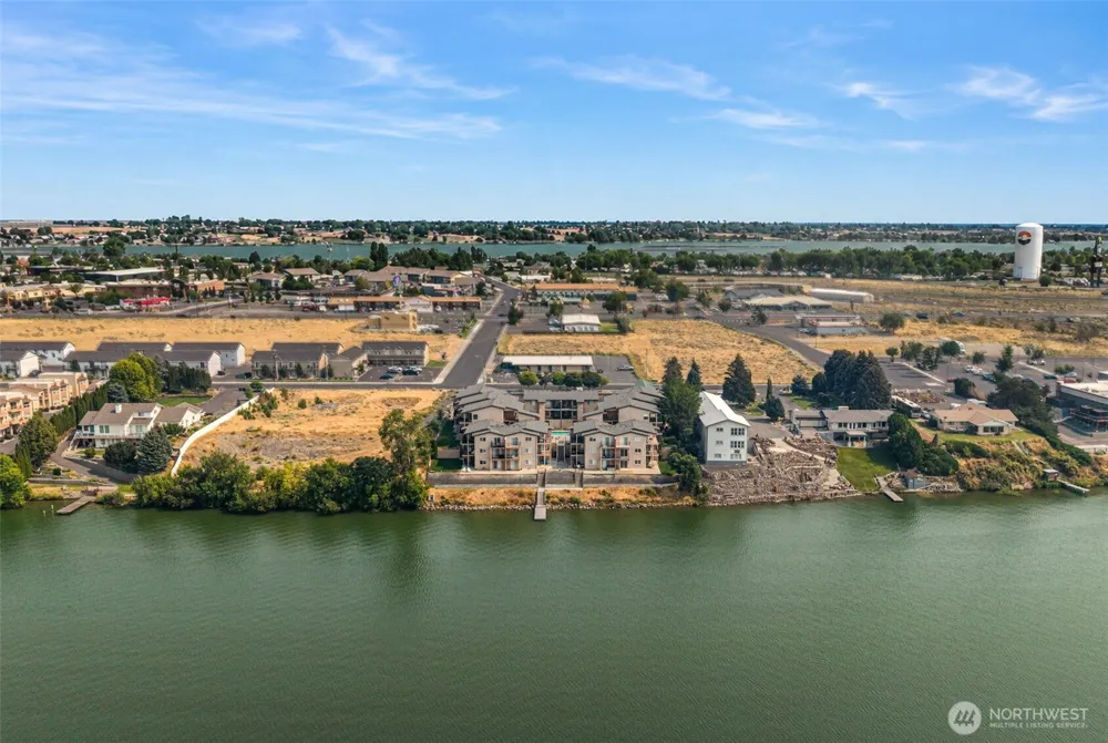 2900 W Marina Drive #202 Moses Lake, WA 98837