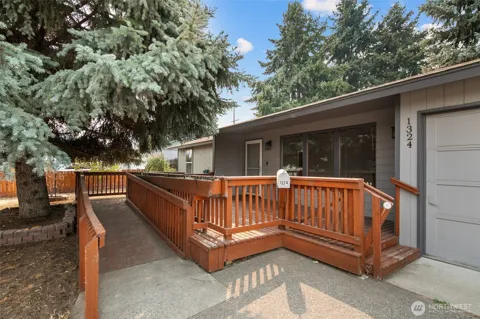 1324 Cascade Street