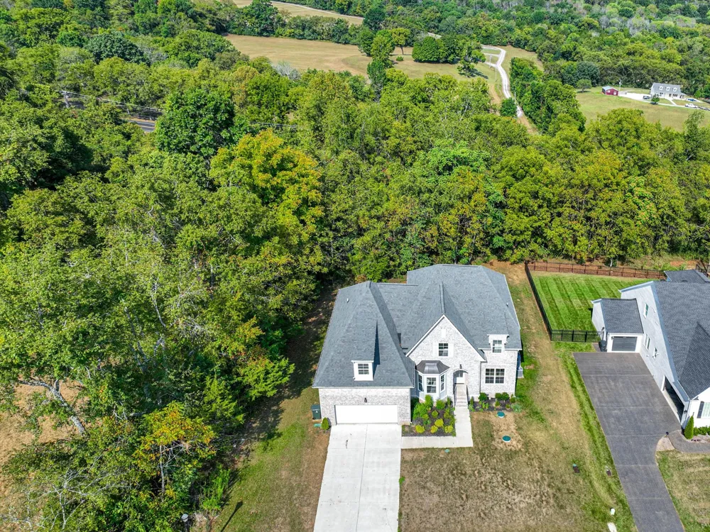 631 Silva Ln Nolensville, TN 37135