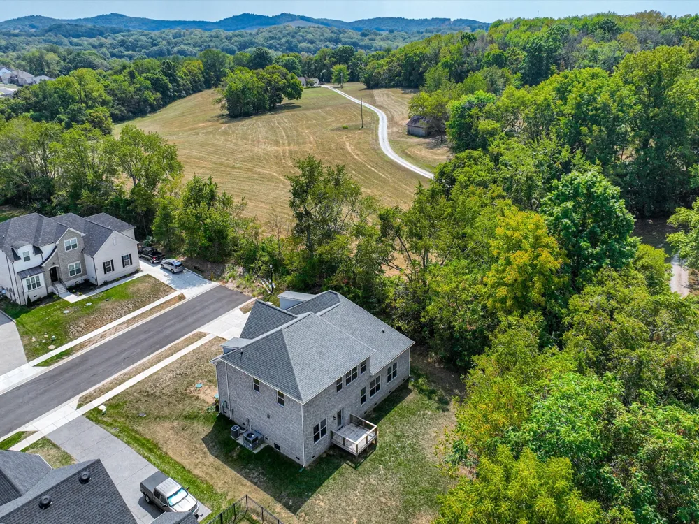 631 Silva Ln Nolensville, TN 37135