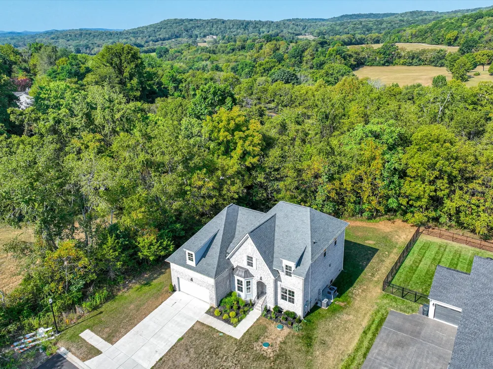 631 Silva Ln Nolensville, TN 37135