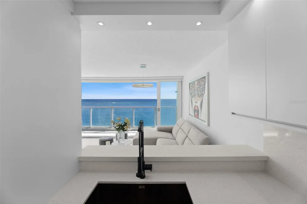 1035 ASHFORD AVENUE #804 San Juan, PR 00907