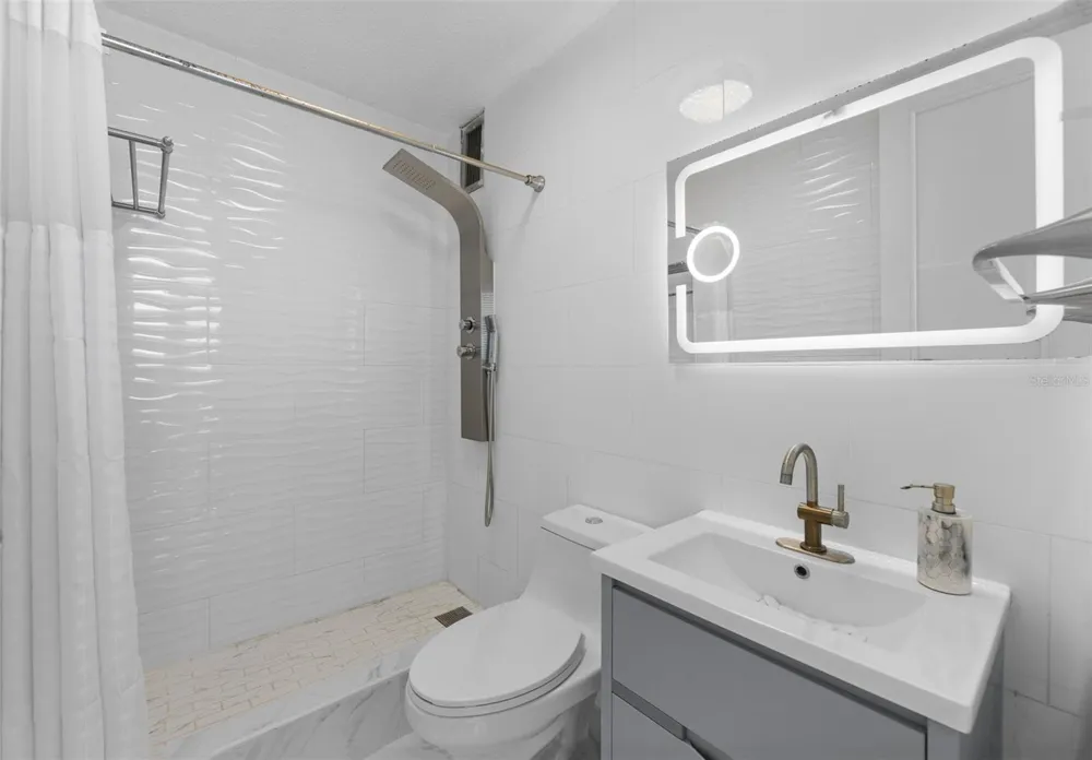 1035 ASHFORD AVENUE #804 San Juan, PR 00907